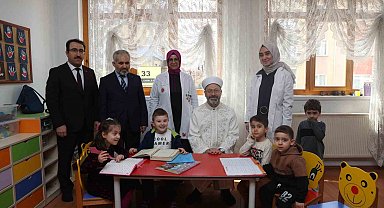 Diyanet İşleri Başkanı Erbaş'tan Keçiören "İyilik Çarşısı"na ziyaret
