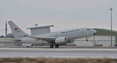 E7-T Havadan İhbar Kontrol uçağı NATO Deniz unsurlarıyla görev icra etti