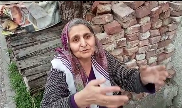 Elektrik aksamından çıkan yangın paniğe sebep oldu