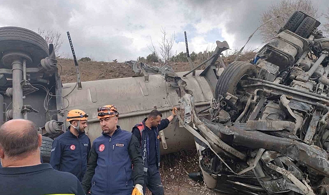 Niğde'de LPG tankeri devrildi: 1 ölü