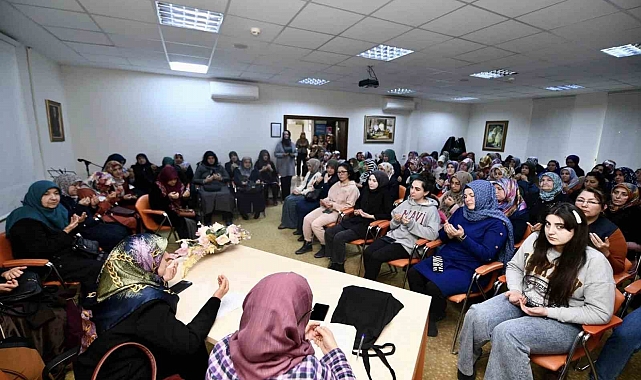 Pursaklar'da Berat Kandili'nde eller depremzedeler için semaya açıldı