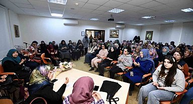 Pursaklar'da Berat Kandili'nde eller depremzedeler için semaya açıldı