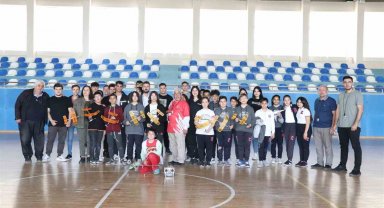 Karaman'da model ve kağıt uçak yarışmaları sona erdi