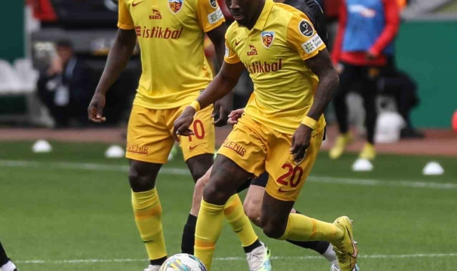 Kayserispor 1 puanla döndü