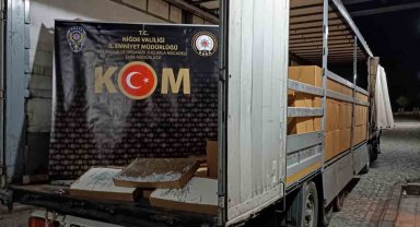 Niğde'de tura operasyon: 6 milyon 750 bin makaron ele geçirildi
