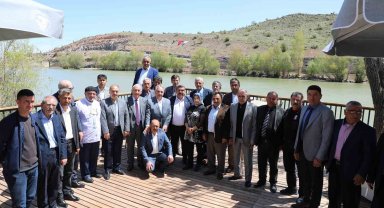 Talas'ın muhtarlarından 100. Yıl Mesire Alanı'na tam not