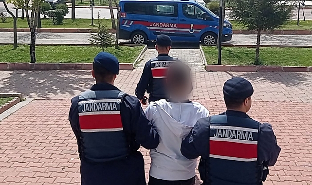 4 yıl 6 ay hapis cezası bulunan şahıs jandarma tarafından yakalandı