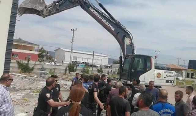 Ruhsatsız yapı yıkımında olay