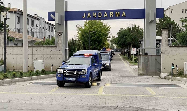Aranan 4 hapis hükümlüsü şahıs jandarmanın uygulamasında
