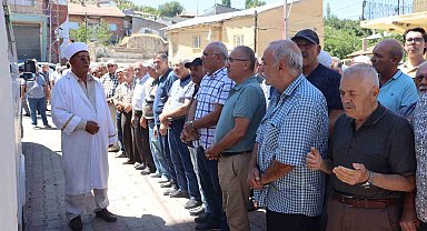 Cenazesi 13 gün sonra bulunan tıp fakültesi öğrencisi toprağa verildi
