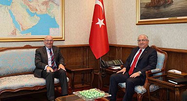 Bakan Güler, Birleşik Krallık Batı Balkanlar Özel Temsilcisi Peach'i kabul etti