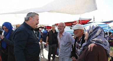 Başkan Palancıoğlu köy pazarını gezdi