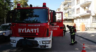 Evde çıkan yangını itfaiye söndürdü