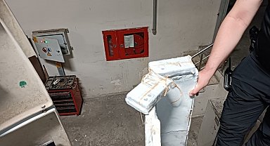 Habur'da piknik tüpü içine saklanan kaçak telefonlar yakalandı