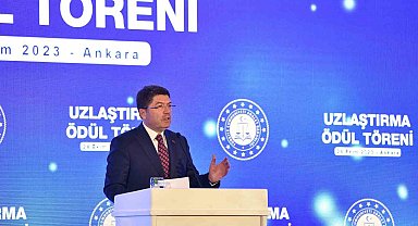 Adalet Bakanı Yılmaz Tunç Uzlaşma Ödül Töreni'ne katıldı