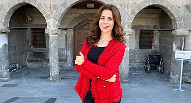 Aileler dikkat: "Çocuğunuz gözünü kısarak bakıyorsa bir göz hekimine gösterin"