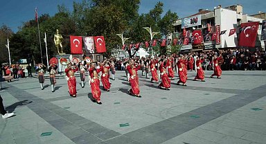 Akşehir'de Cumhuriyet'in 100. Yılı çeşitli etkinliklerle kutlandı