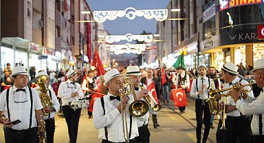 Gölbaşı'nda Cumhuriyet Bayramı coşkuyla kutlanıyor