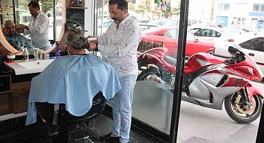 Kayserili berber Amerika'ya tepki için Amerikan tıraşını yasakladı