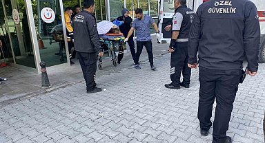 Konya'da minibüs bariyere çarptı: 2 yaralı