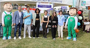 Melikgazi ve Erü'den üniversiteli öğrencilere sıfır atık farkındalığı