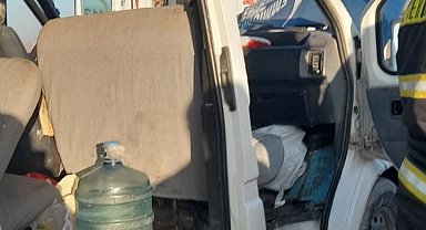 Tarım işçilerini taşıyan minibüs ile yakıt tankeri çarpıştı: 15 yaralı