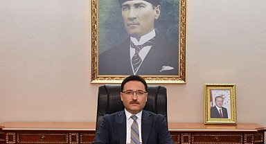 Vali Çiçek: "Ülkemiz; dünyada barış, huzur ve istikrarın kaynağı olmaya devam edecektir"