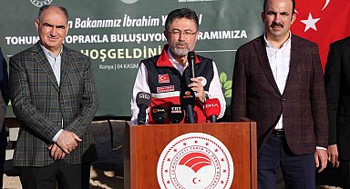Tarım ve Orman Bakanı Yumaklı: "Türkiye sertifikalı tohumda üretimini 10 kat artırdı"