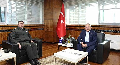 Başkan Büyükkılıç'a ziyaretçi yoğunluğu