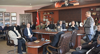 AKGÜN; BELEDİYE BORÇ BATAĞINDAYKEN PROMOSYON İSRAFI YAPIYOR