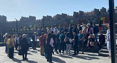 Turistik Diyarbakır Ekspresi'nden Kayseri'de "turizm" molası