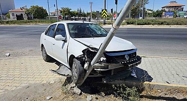 Aksaray'da otomobil ile motosiklet çarpıştı: 1 ağır yaralı