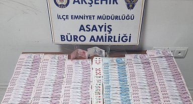 Akşehir'de kumar oynayanlara baskın