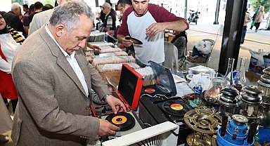 Antikacılar, Pazar günü Mevlana'da buluşyor