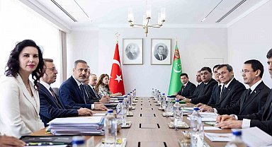 Bakan Fidan, Türkmenistan Dışişleri Bakanı Meredov ile bir araya geldi