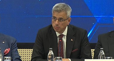 Bakan Memişoğlu: "Sağlık sektörünün Türkiye'nin lokomotif sektörü olabileceği inancıyla çalışıyoruz"