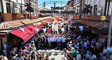Başkan Altay 3. Tarihi Bedesten Alışveriş Günleri'nin açılışını yaptı