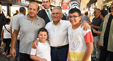 Başkan Büyükkılıç esnaf ve vatandaşlarla buluştu