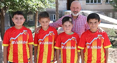 Başkan Çolakbayrakdar: "Çocukların hayallerini süsleyen parklar inşa ediyoruz"