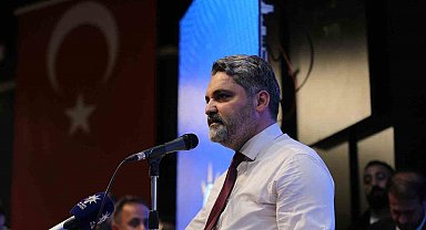 Başkan Üzüm: "AK Parti'miz, Türk siyaset sahnesinde 23 yılı geride bırakarak destan yazmaya devam ediyor"