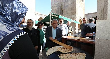 Büyükkılıç'tan 792 yıllık tarihi Sultanhanı'na davet