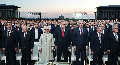 Cumhurbaşkanı Erdoğan: "Savunma sanayisinde son 22 yılda elde ettiğimiz başarılar dostlarımıza güven aşılarken kem gözlere ise korku salıyor"