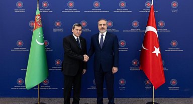 Dışişleri Bakanı Fidan, Türkmenistanlı mevkidaşı Meredov ile telefonda görüştü