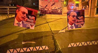 Etimesgut'ta "Sayın başkan hani kimse ekmeğinden olmayacaktı" afişleri