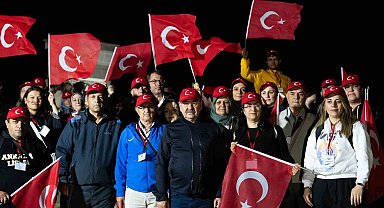 Gölbaşı Belediye Başkanı Odabaşı, zafer yürüyüşüne katıldı