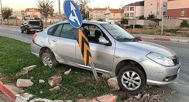 Karaman'da cip ile otomobil çarpıştı: 2 yaralı