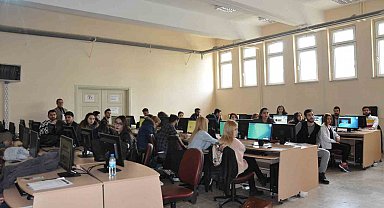 Kırşehir'de 'Ahilik Kültürü ve Girişimcilik Eğitici Eğitim Kursu' Başladı