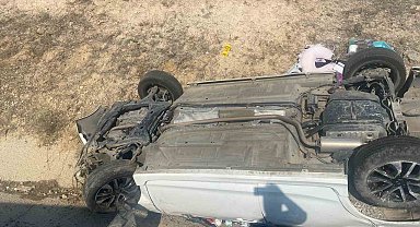Konya'da otomobil şarampole devrildi: 3 yaralı