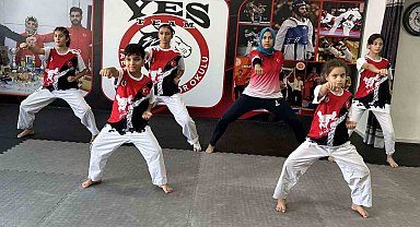 Minik taekwondocular kuşak imtihanı oldu
