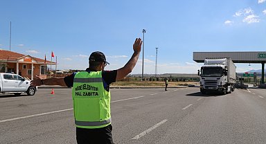 Niğde Belediyesi ekipleri kayıt dışıyla mücadelesini sürdürüyor